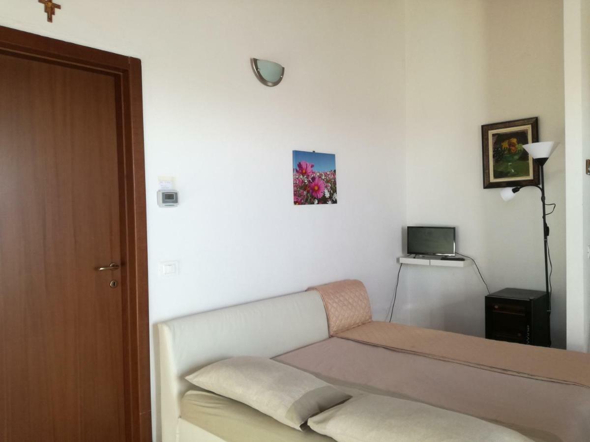 Appartement Finestra Della Val D'Orcia à Contignano Extérieur photo